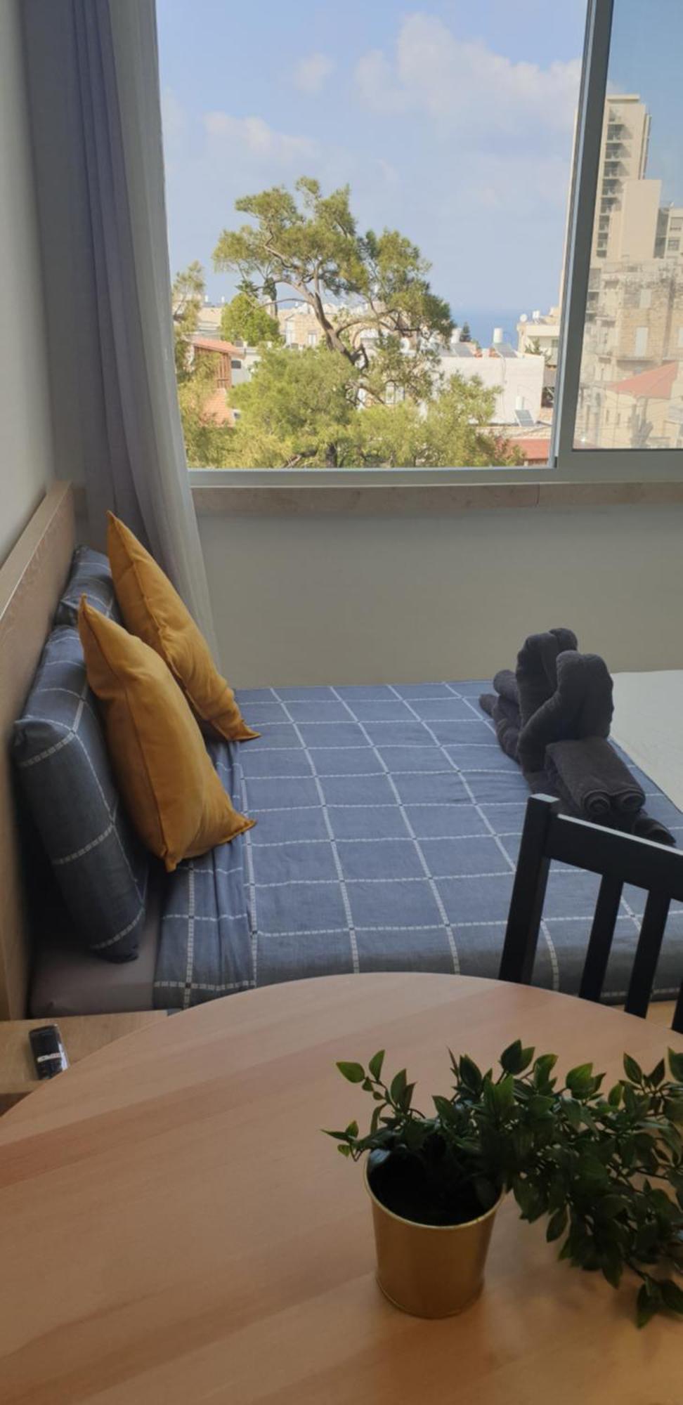 Maya New Guest House -Panoramic Sea&Citycentre View, Хайфа Стая снимка